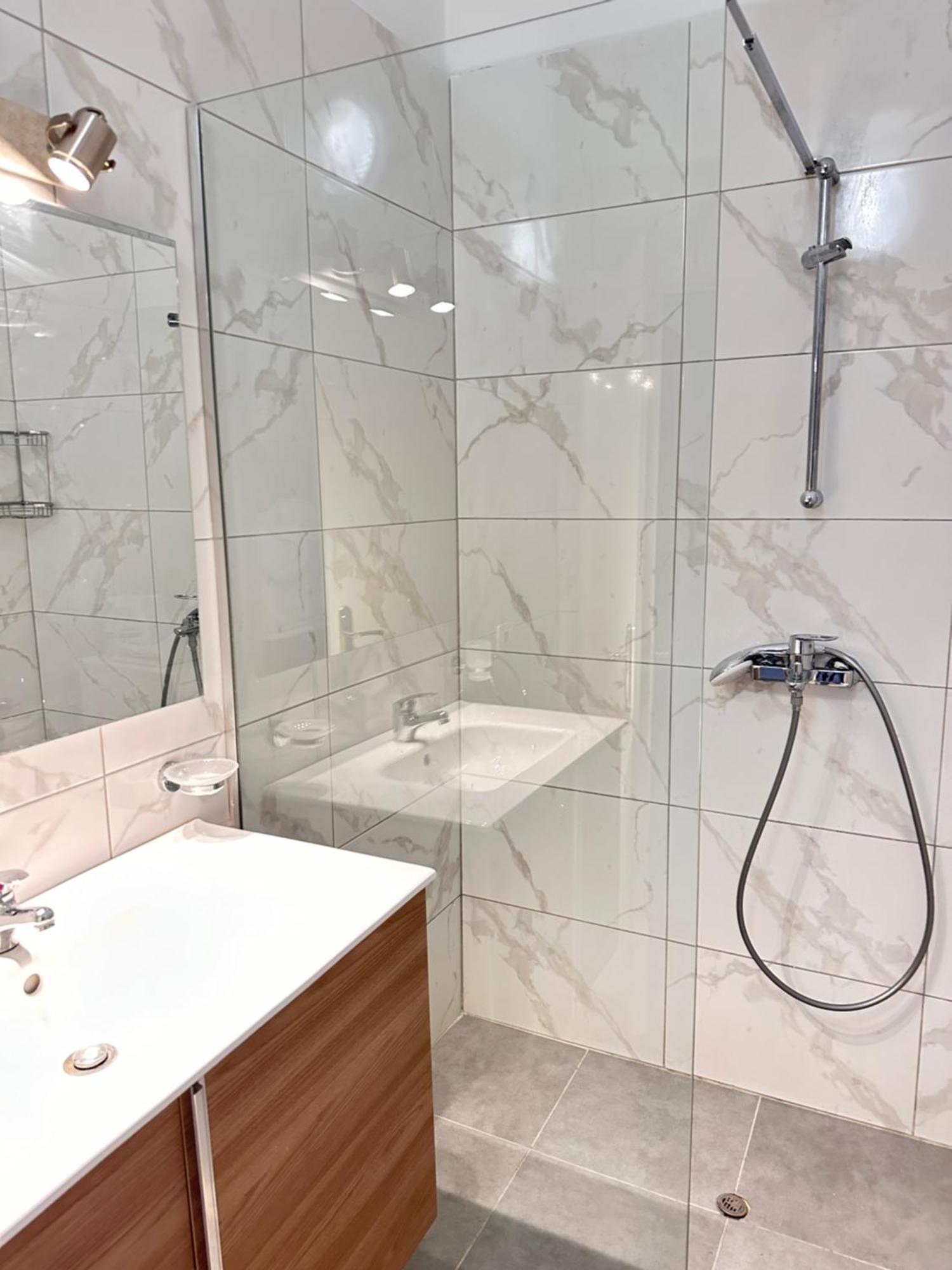 The Hill Sea View Apartment Sarande Exterior photo